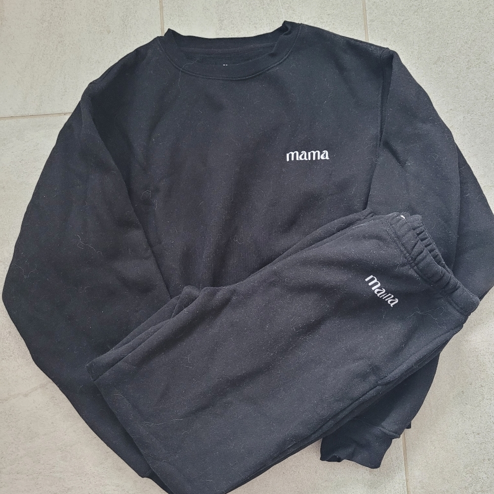 Brunette the label Mama jogging suit